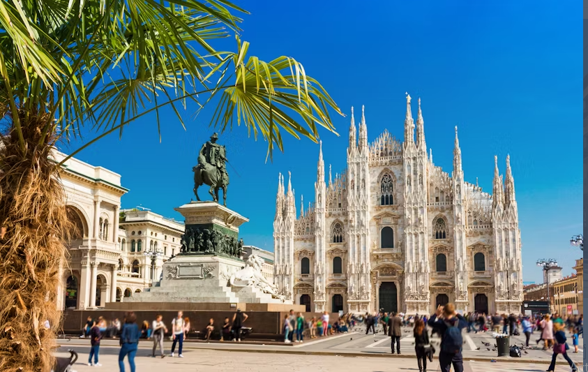 Milan walking tour with Last Supper entrance tickets - Image 4